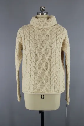 1980s Vintage Ivory Irish Wool Turtleneck Sweater