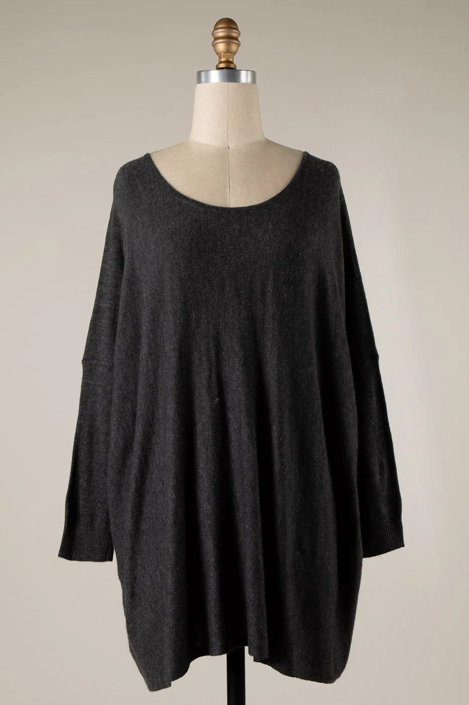 ROUND NECK ASYMMETRICAL HEM TWO TONED KNIT TUNIC 1 PACK